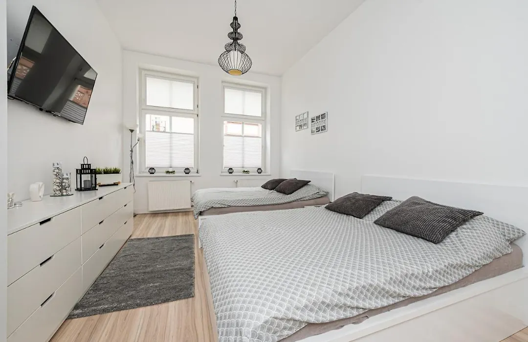 Mieszkanie przy deptaku Sopot by OneApartments-1